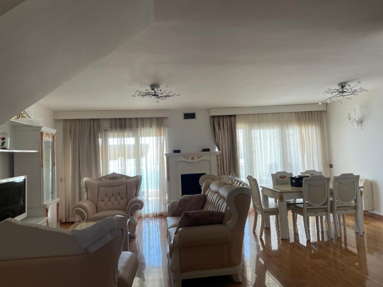 Blumont Aparthotel Durrës