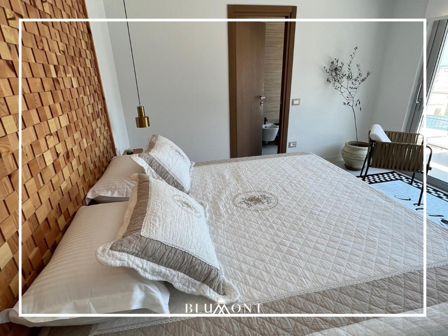 Blumont 3*